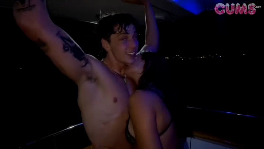 Sam Frank with her BF new Onlyfans trending video so Hot